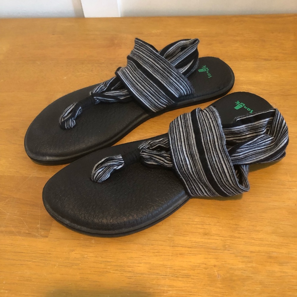 Sanuk Sandals, Women’s 9